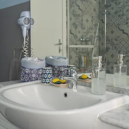 Le Giare House アパート グレッツァーナ