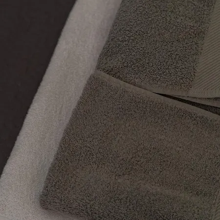 Le Giare House アパート グレッツァーナ