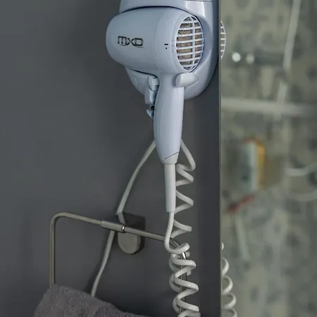 Le Giare House アパート グレッツァーナ